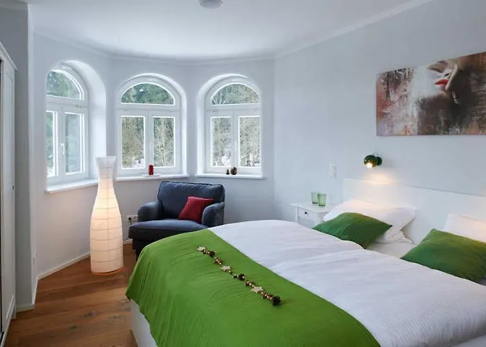 Ahornallee * Kurort Bärenburg